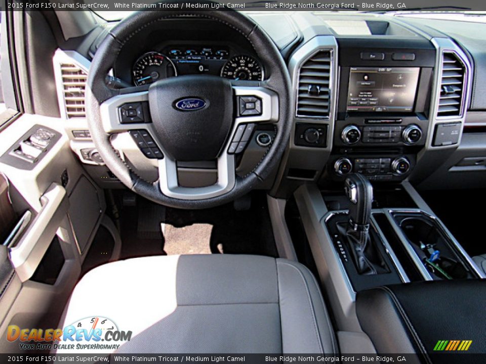2015 Ford F150 Lariat SuperCrew White Platinum Tricoat / Medium Light Camel Photo #15