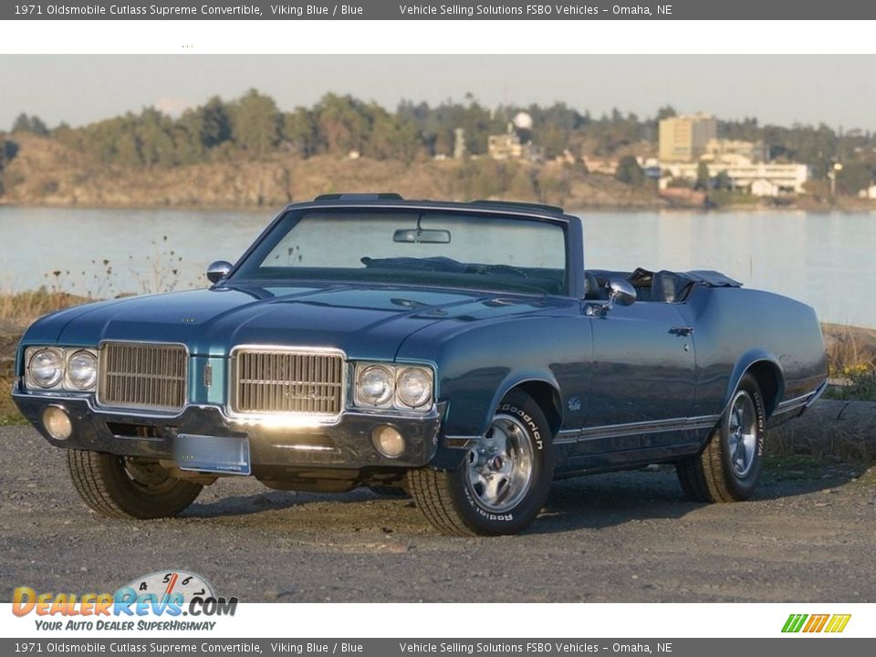 1971 Oldsmobile Cutlass Supreme Convertible Viking Blue / Blue Photo #4