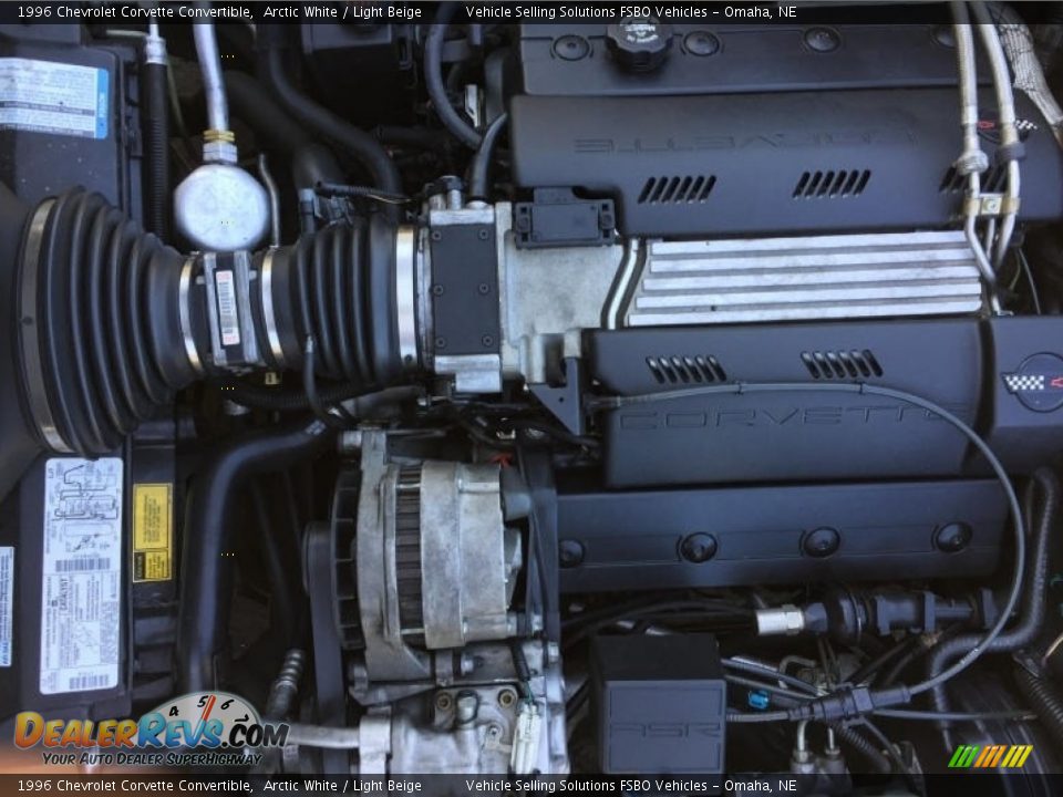 1996 Chevrolet Corvette Convertible Arctic White / Light Beige Photo #4