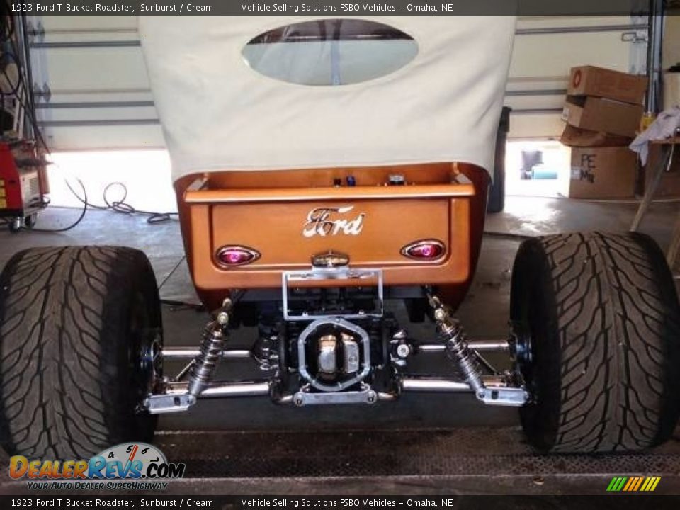 1923 Ford T Bucket Roadster Sunburst / Cream Photo #14