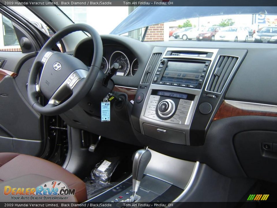 2009 Hyundai Veracruz Limited Black Diamond / Black/Saddle Photo #8