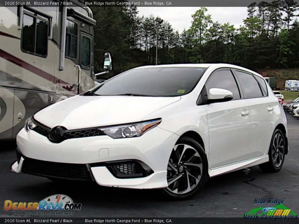 Front 3/4 View of 2016 Scion iM  Photo #1