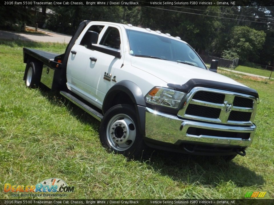 Front 3/4 View of 2016 Ram 5500 Tradesman Crew Cab Chassis Photo #1