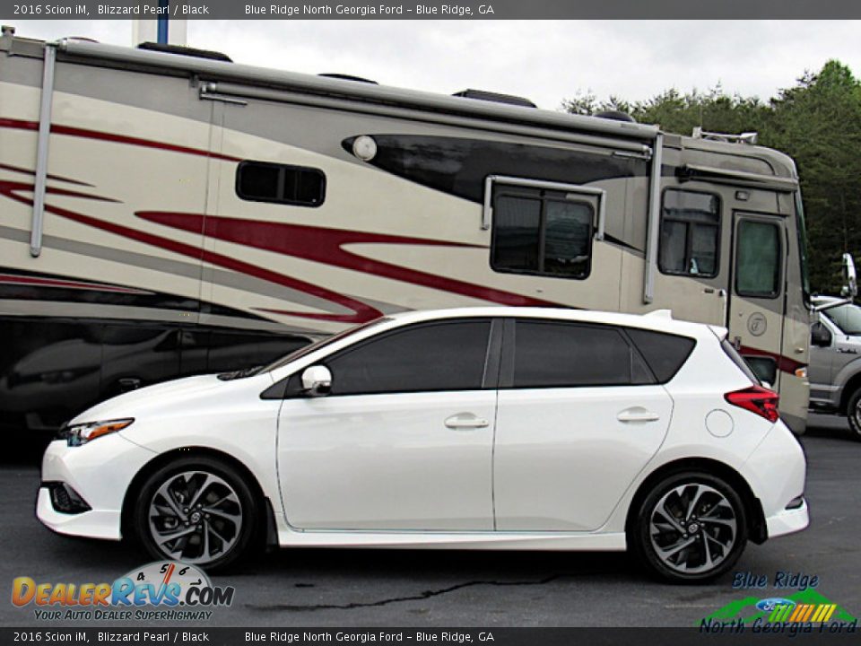 2016 Scion iM Blizzard Pearl / Black Photo #2