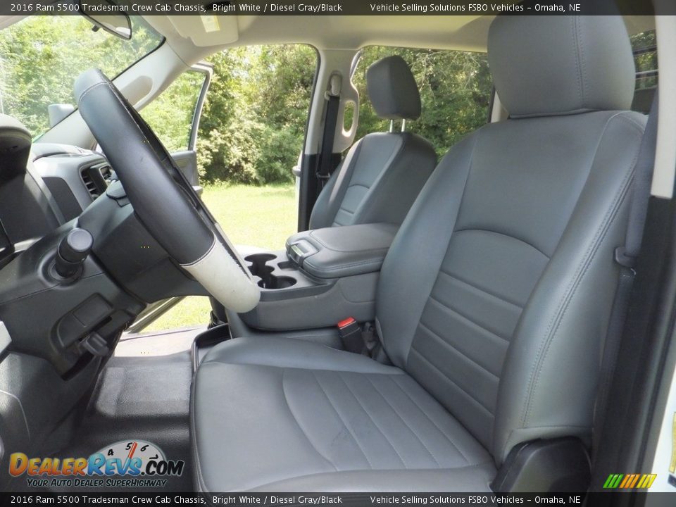Front Seat of 2016 Ram 5500 Tradesman Crew Cab Chassis Photo #2