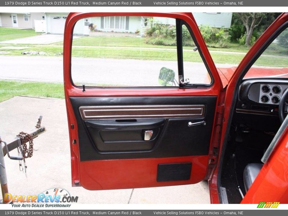 Door Panel of 1979 Dodge D Series Truck D150 Li'l Red Truck Photo #9