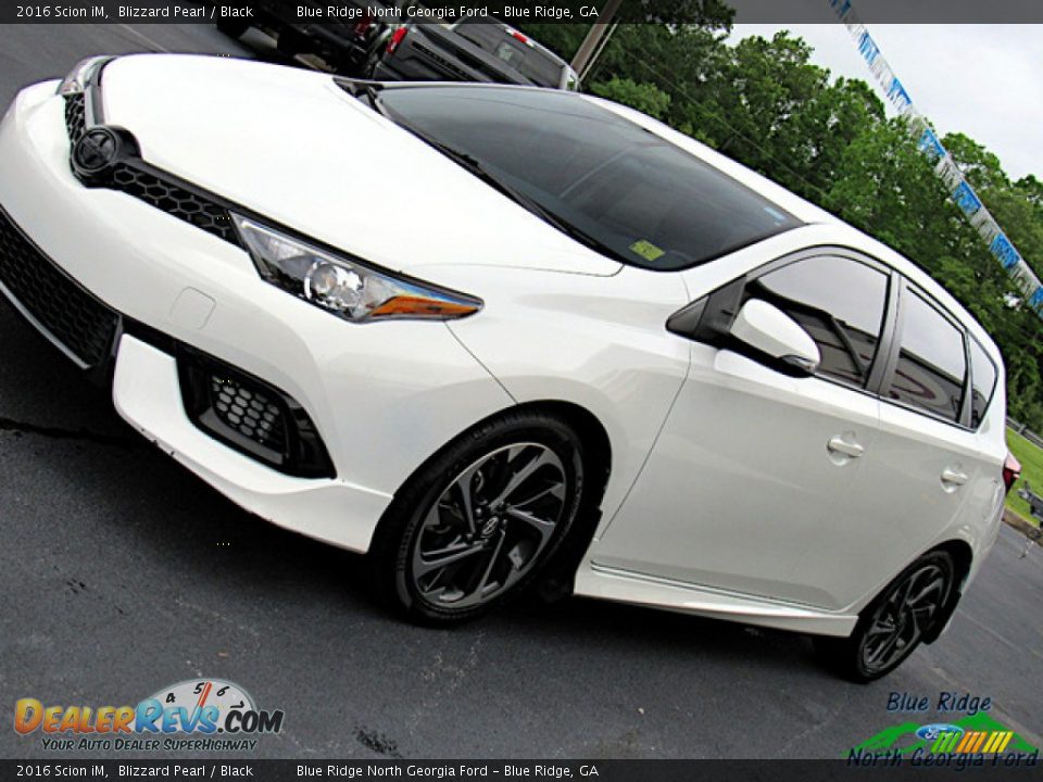 2016 Scion iM Blizzard Pearl / Black Photo #29