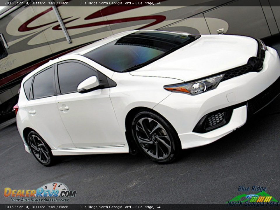 2016 Scion iM Blizzard Pearl / Black Photo #30