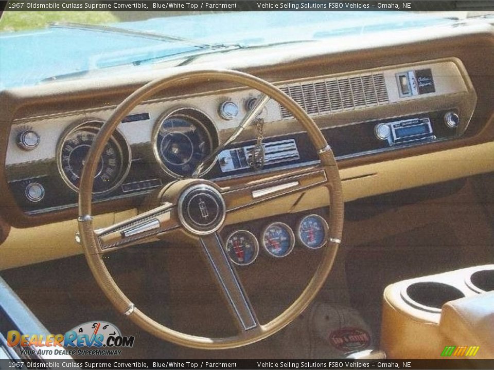 1967 Oldsmobile Cutlass Supreme Convertible Blue/White Top / Parchment Photo #9