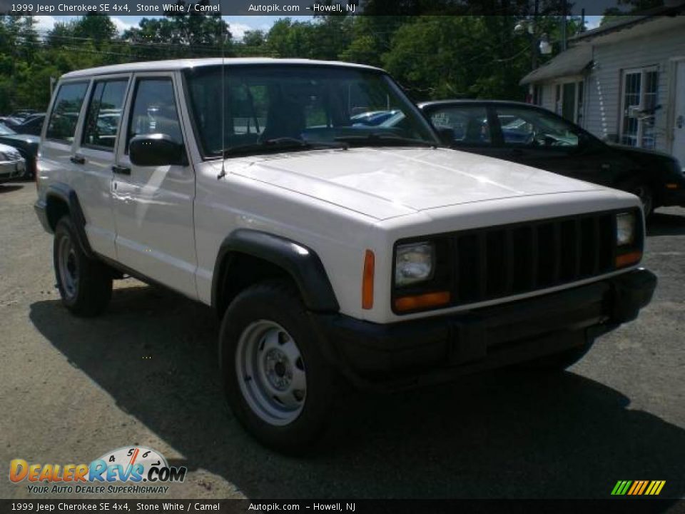 1999 Jeep Cherokee SE 4x4 Stone White / Camel Photo #1