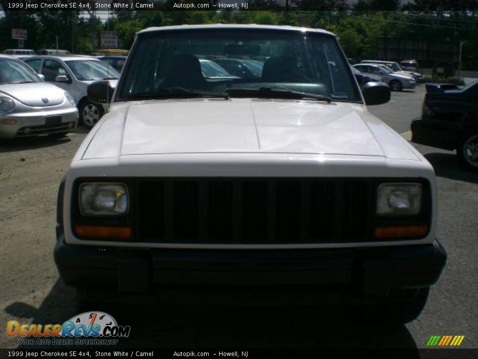 1999 Jeep Cherokee SE 4x4 Stone White / Camel Photo #2