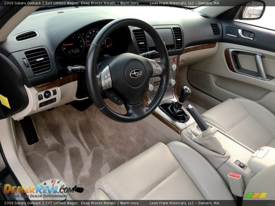 Warm Ivory Interior - 2009 Subaru Outback 2.5XT Limited Wagon Photo #9