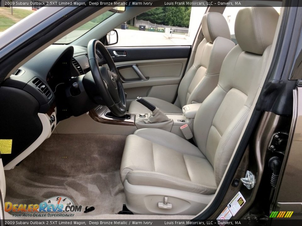 Front Seat of 2009 Subaru Outback 2.5XT Limited Wagon Photo #12