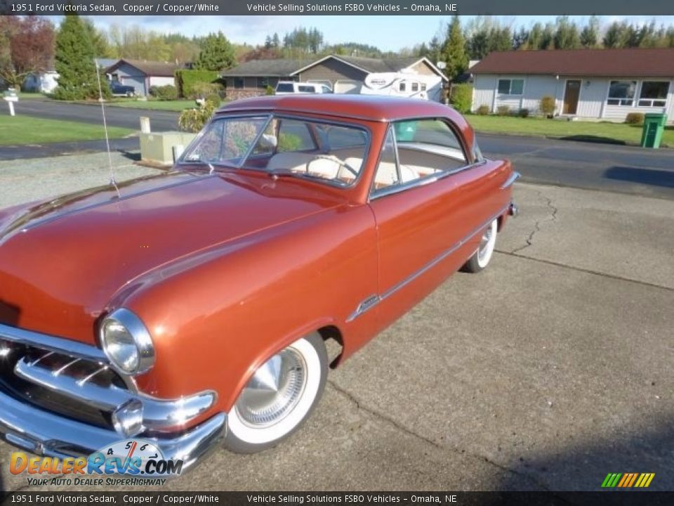 Front 3/4 View of 1951 Ford Victoria Sedan Photo #1