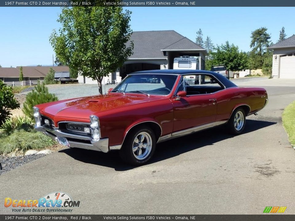 Front 3/4 View of 1967 Pontiac GTO 2 Door Hardtop Photo #2