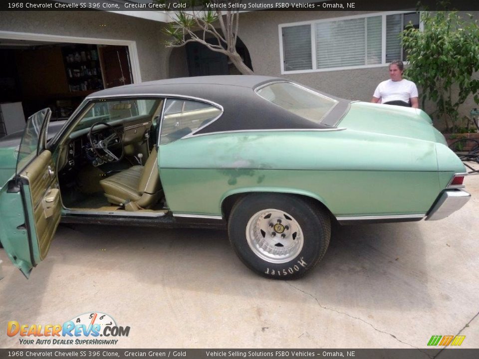 1968 Chevrolet Chevelle SS 396 Clone Grecian Green / Gold Photo #22