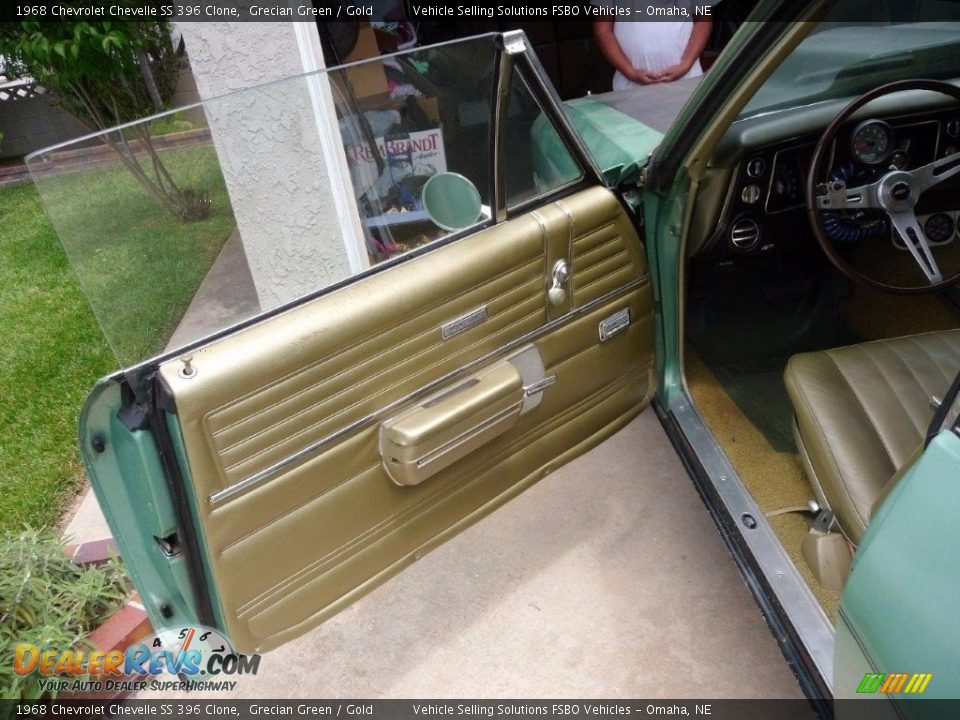1968 Chevrolet Chevelle SS 396 Clone Grecian Green / Gold Photo #23