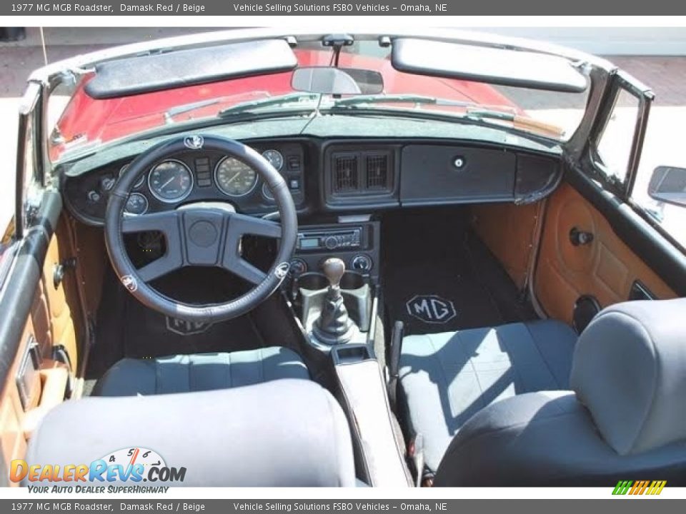 Front Seat of 1977 MG MGB Roadster Photo #6