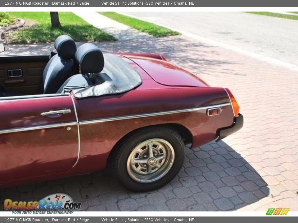1977 MG MGB Roadster Damask Red / Beige Photo #9
