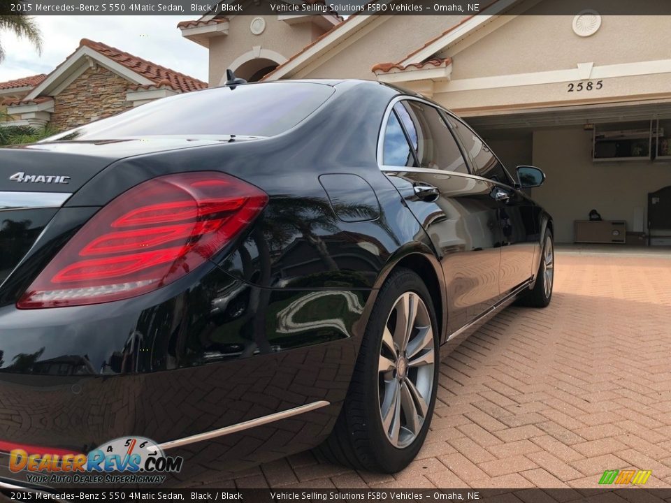 2015 Mercedes-Benz S 550 4Matic Sedan Black / Black Photo #15