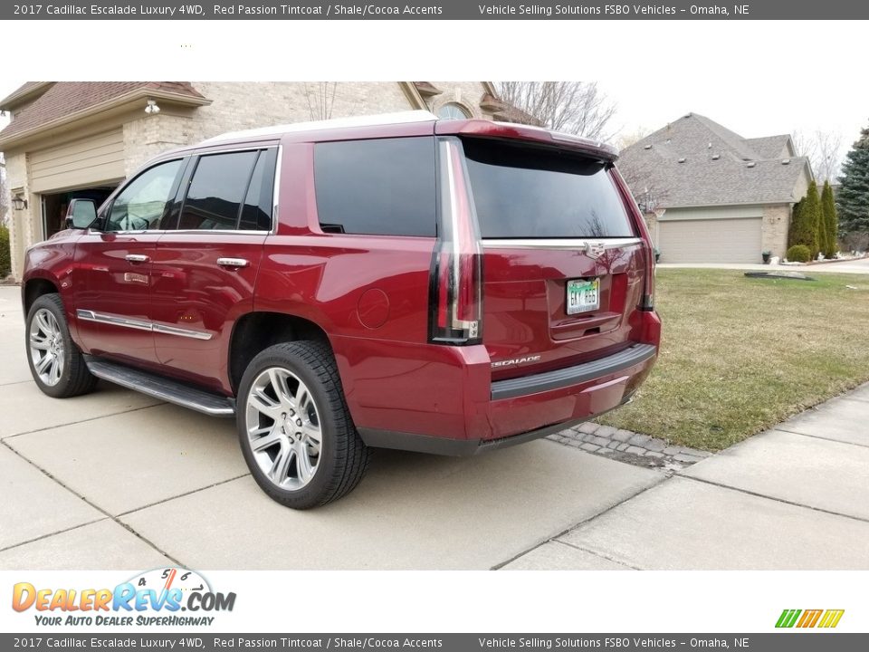 2017 Cadillac Escalade Luxury 4WD Red Passion Tintcoat / Shale/Cocoa Accents Photo #5