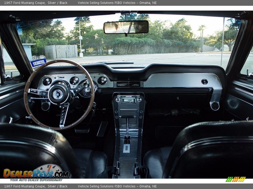 Dashboard of 1967 Ford Mustang Coupe Photo #26