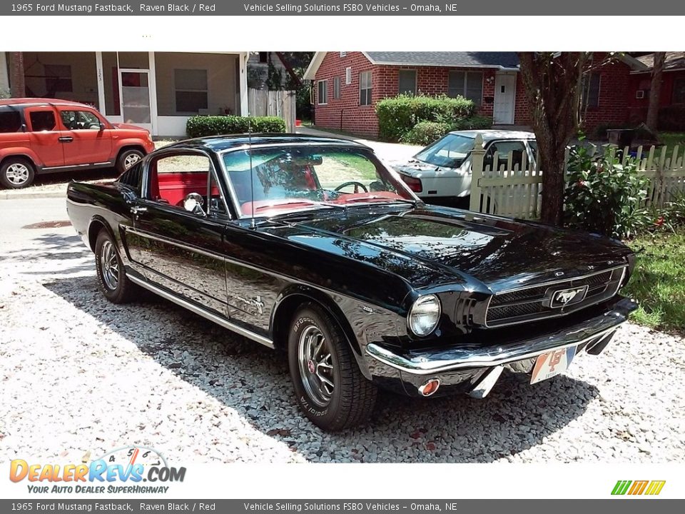 Front 3/4 View of 1965 Ford Mustang Fastback Photo #7