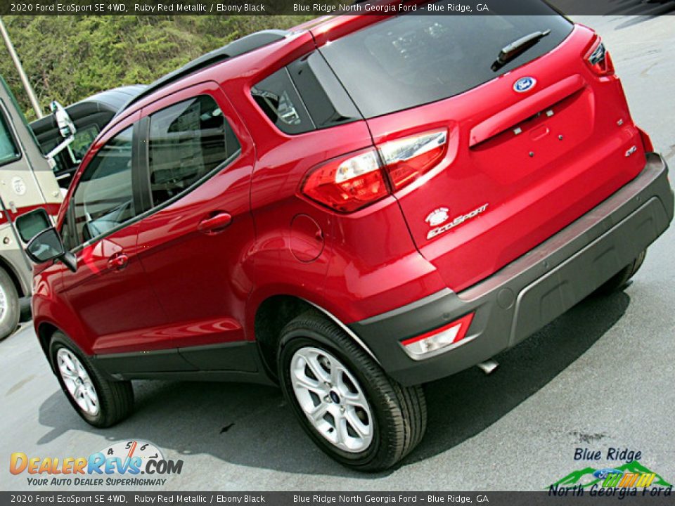 2020 Ford EcoSport SE 4WD Ruby Red Metallic / Ebony Black Photo #31