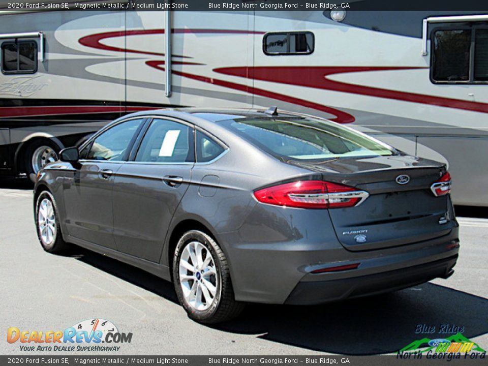 2020 Ford Fusion SE Magnetic Metallic / Medium Light Stone Photo #3