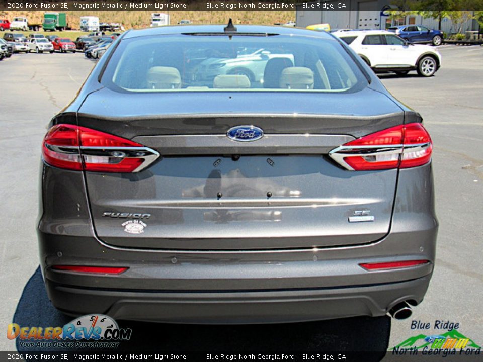 2020 Ford Fusion SE Magnetic Metallic / Medium Light Stone Photo #4