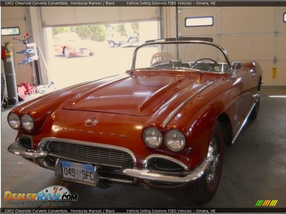 Honduras Maroon 1962 Chevrolet Corvette Convertible Photo #1