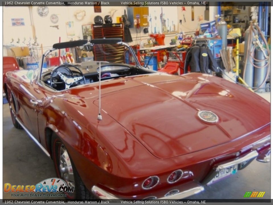 1962 Chevrolet Corvette Convertible Honduras Maroon / Black Photo #3