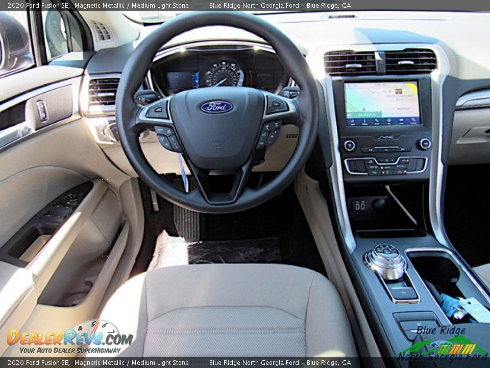 2020 Ford Fusion SE Magnetic Metallic / Medium Light Stone Photo #14