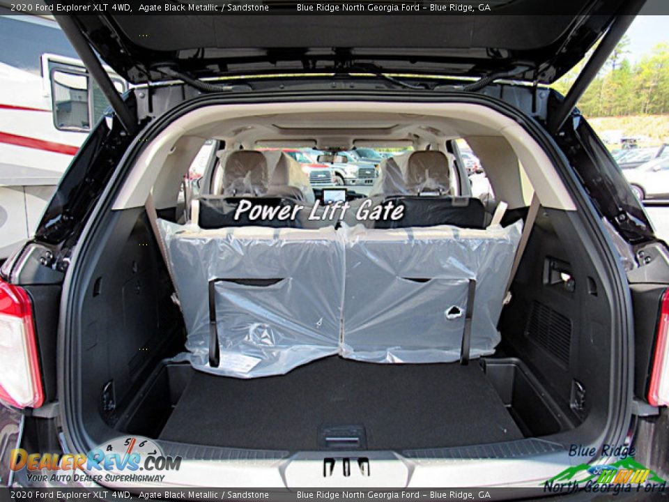 2020 Ford Explorer XLT 4WD Agate Black Metallic / Sandstone Photo #14