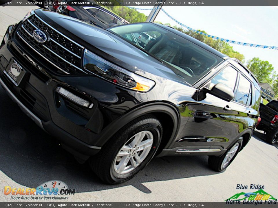 2020 Ford Explorer XLT 4WD Agate Black Metallic / Sandstone Photo #31