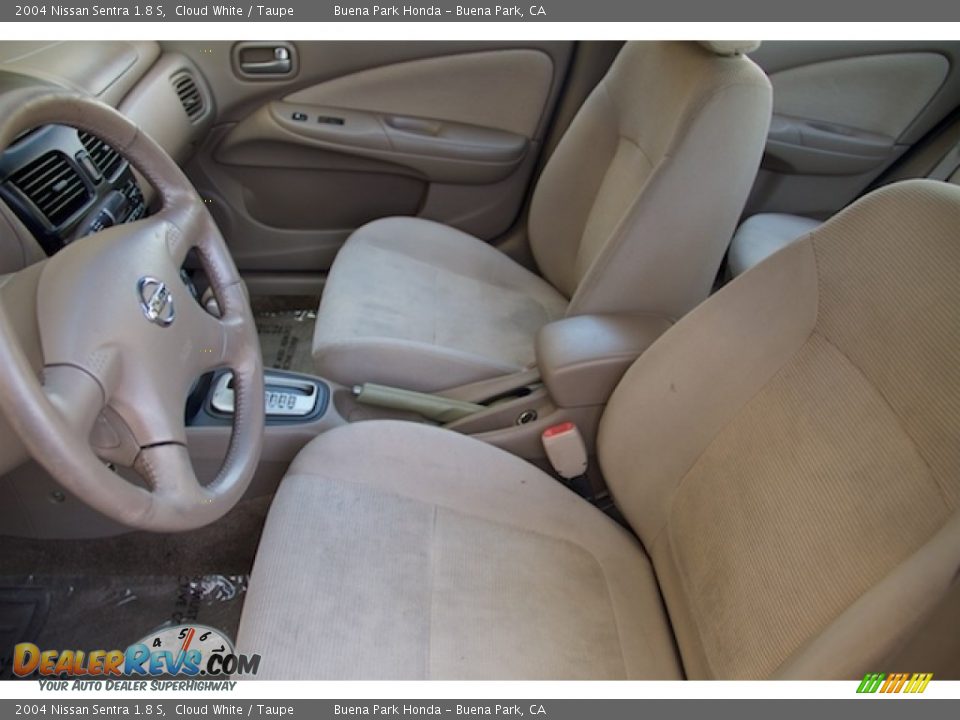 Front Seat of 2004 Nissan Sentra 1.8 S Photo #3