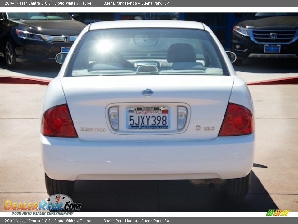 2004 Nissan Sentra 1.8 S Cloud White / Taupe Photo #10