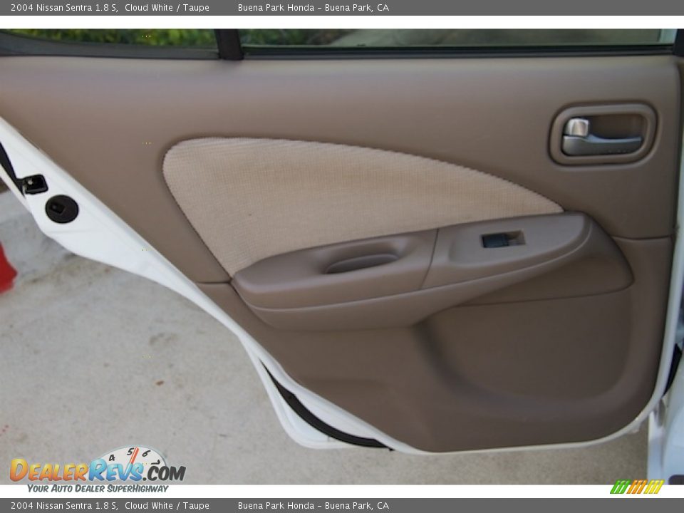 Door Panel of 2004 Nissan Sentra 1.8 S Photo #22