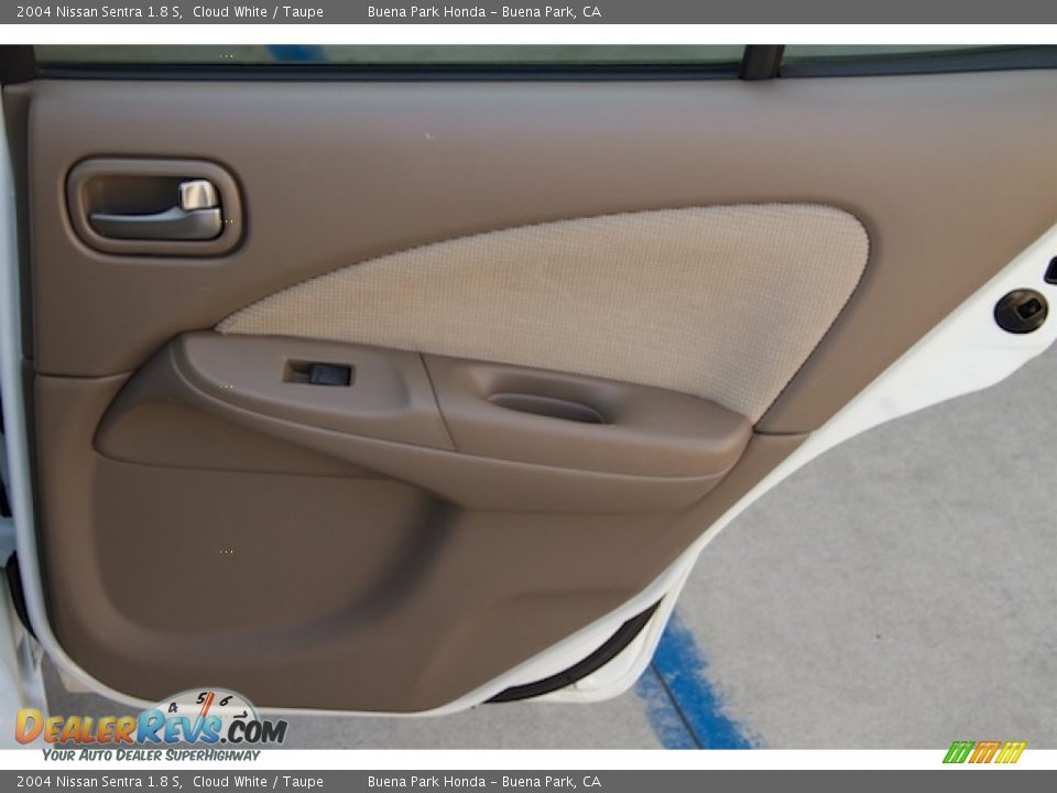 Door Panel of 2004 Nissan Sentra 1.8 S Photo #23