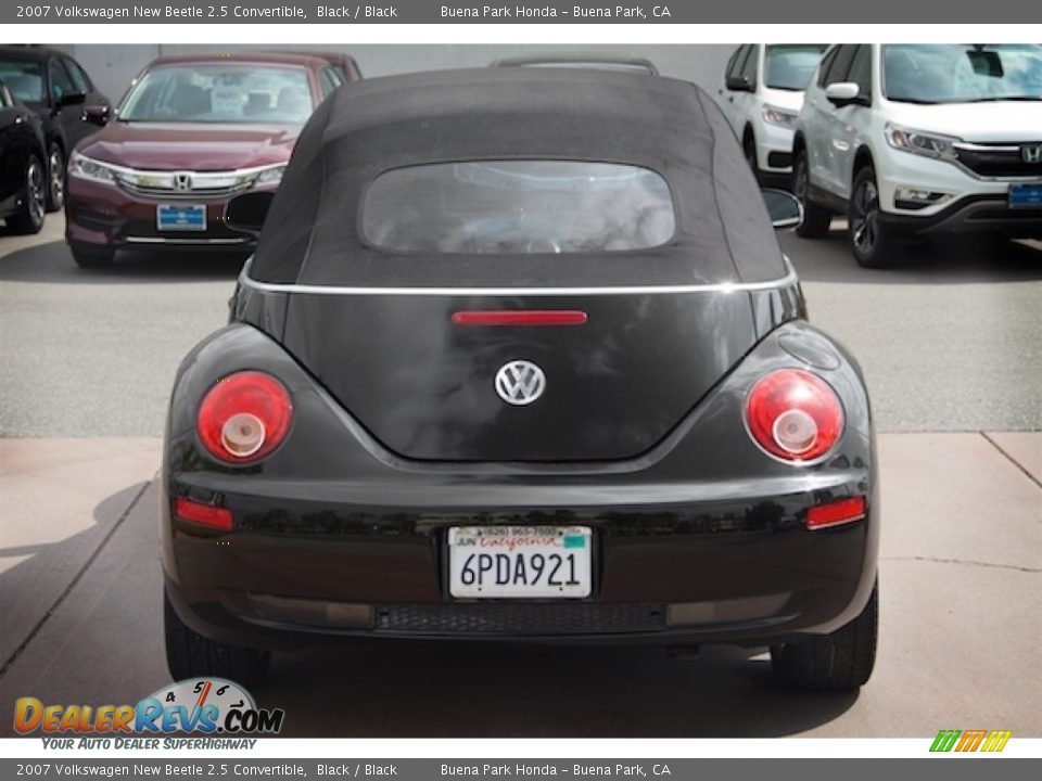 2007 Volkswagen New Beetle 2.5 Convertible Black / Black Photo #8