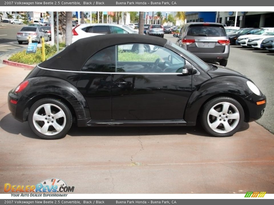 2007 Volkswagen New Beetle 2.5 Convertible Black / Black Photo #10