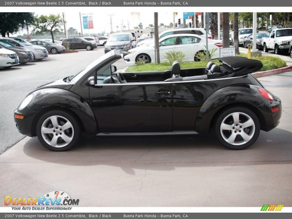 2007 Volkswagen New Beetle 2.5 Convertible Black / Black Photo #16