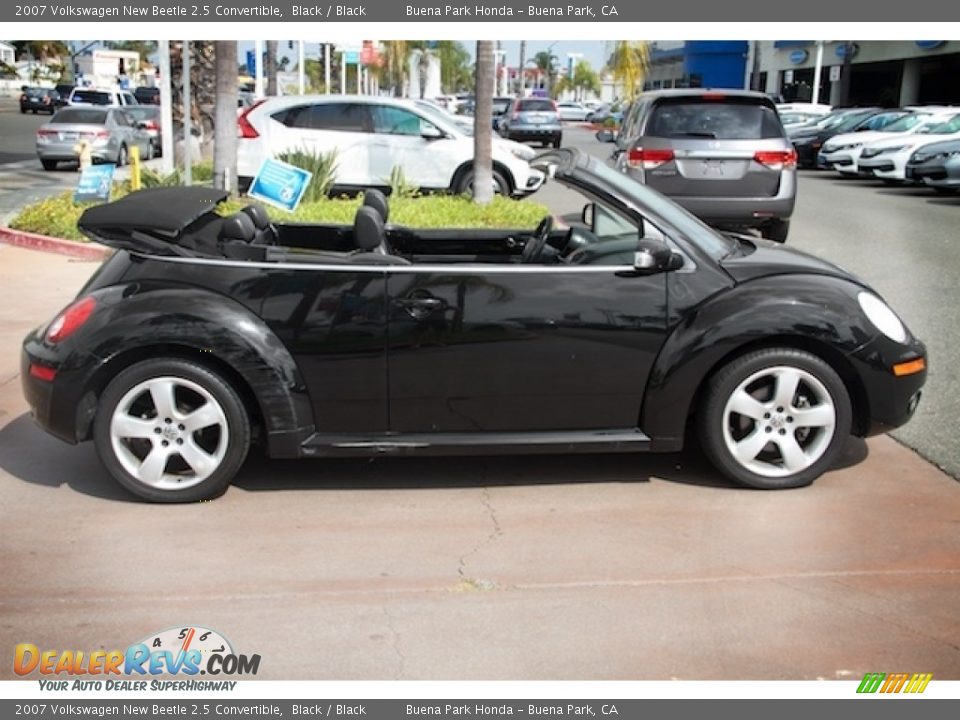 2007 Volkswagen New Beetle 2.5 Convertible Black / Black Photo #20