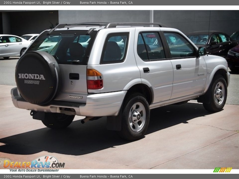 2001 Honda Passport LX Bright Silver / Gray Photo #11