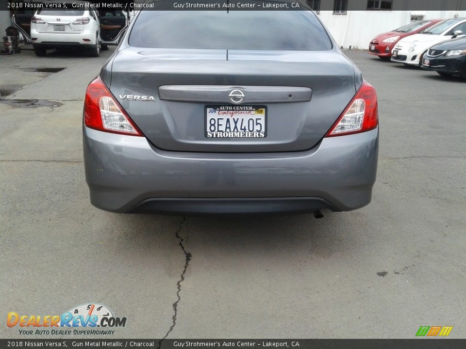 2018 Nissan Versa S Gun Metal Metallic / Charcoal Photo #4