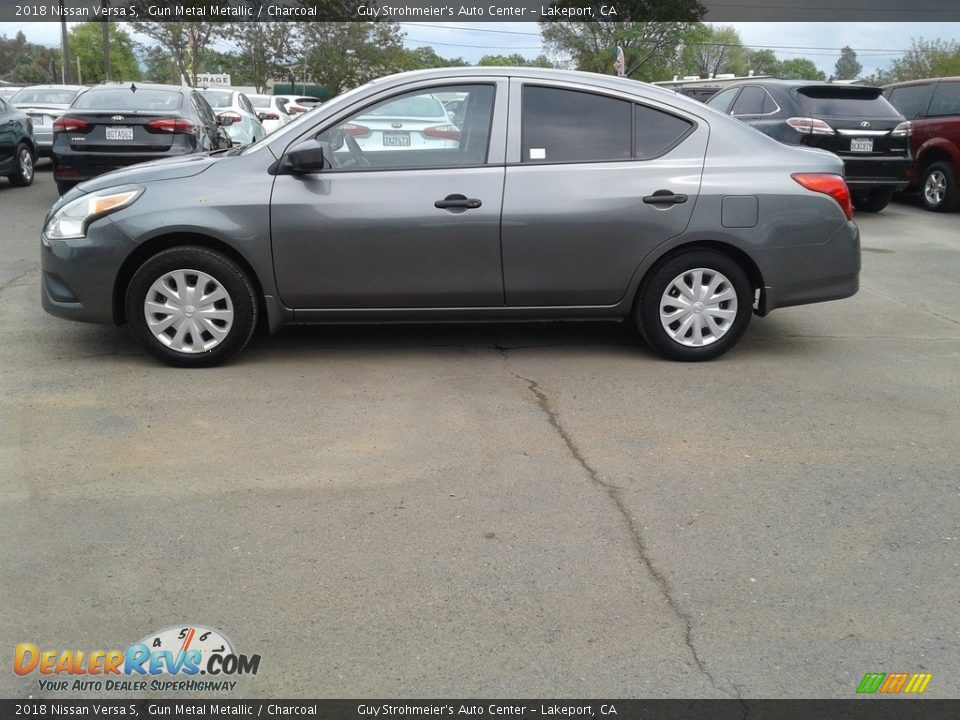 2018 Nissan Versa S Gun Metal Metallic / Charcoal Photo #7