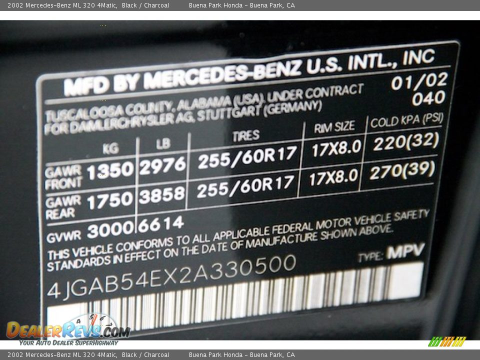 2002 Mercedes-Benz ML 320 4Matic Black / Charcoal Photo #34