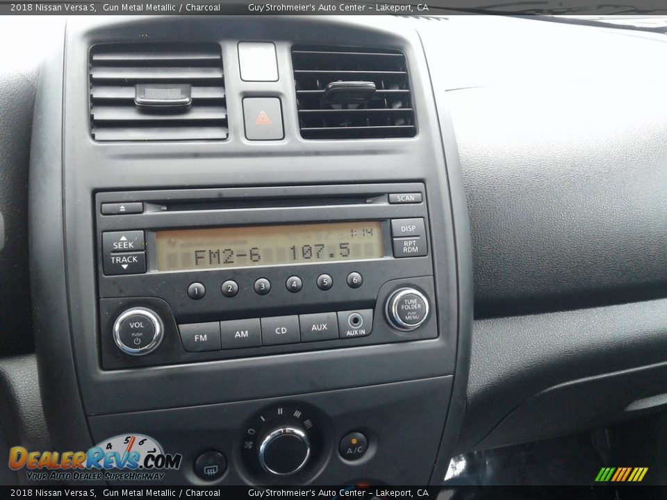 2018 Nissan Versa S Gun Metal Metallic / Charcoal Photo #16