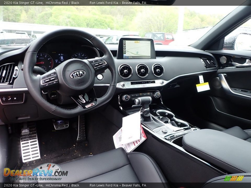 Dashboard of 2020 Kia Stinger GT-Line Photo #15