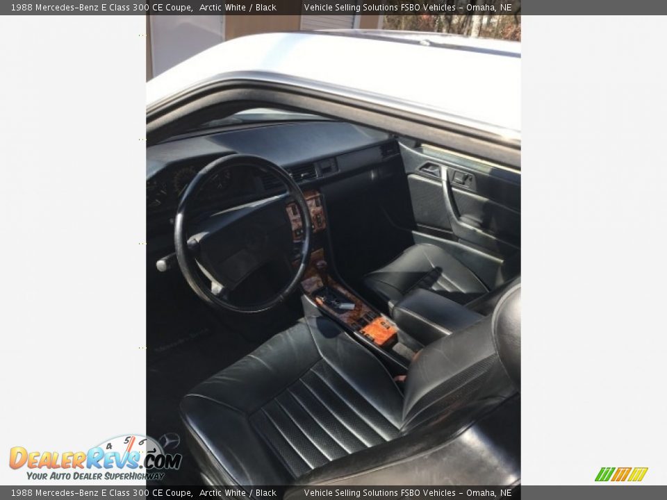 Front Seat of 1988 Mercedes-Benz E Class 300 CE Coupe Photo #9